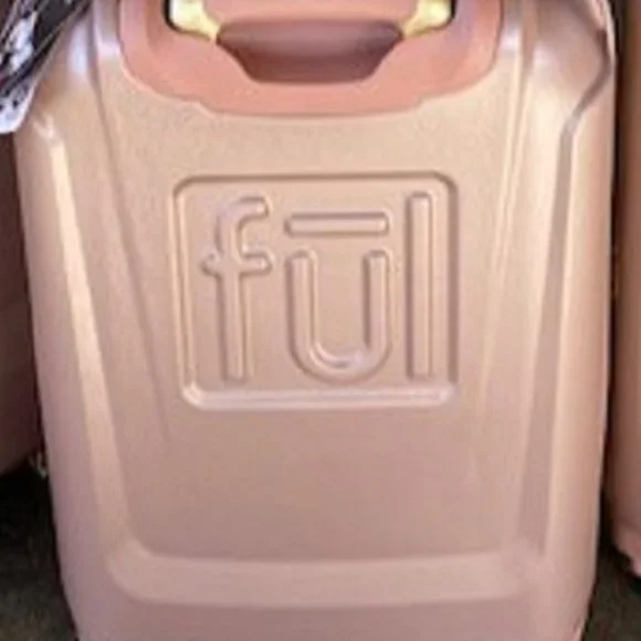 Disney/Ful 21 Carry on case, Mickey Mouse, New design for 22